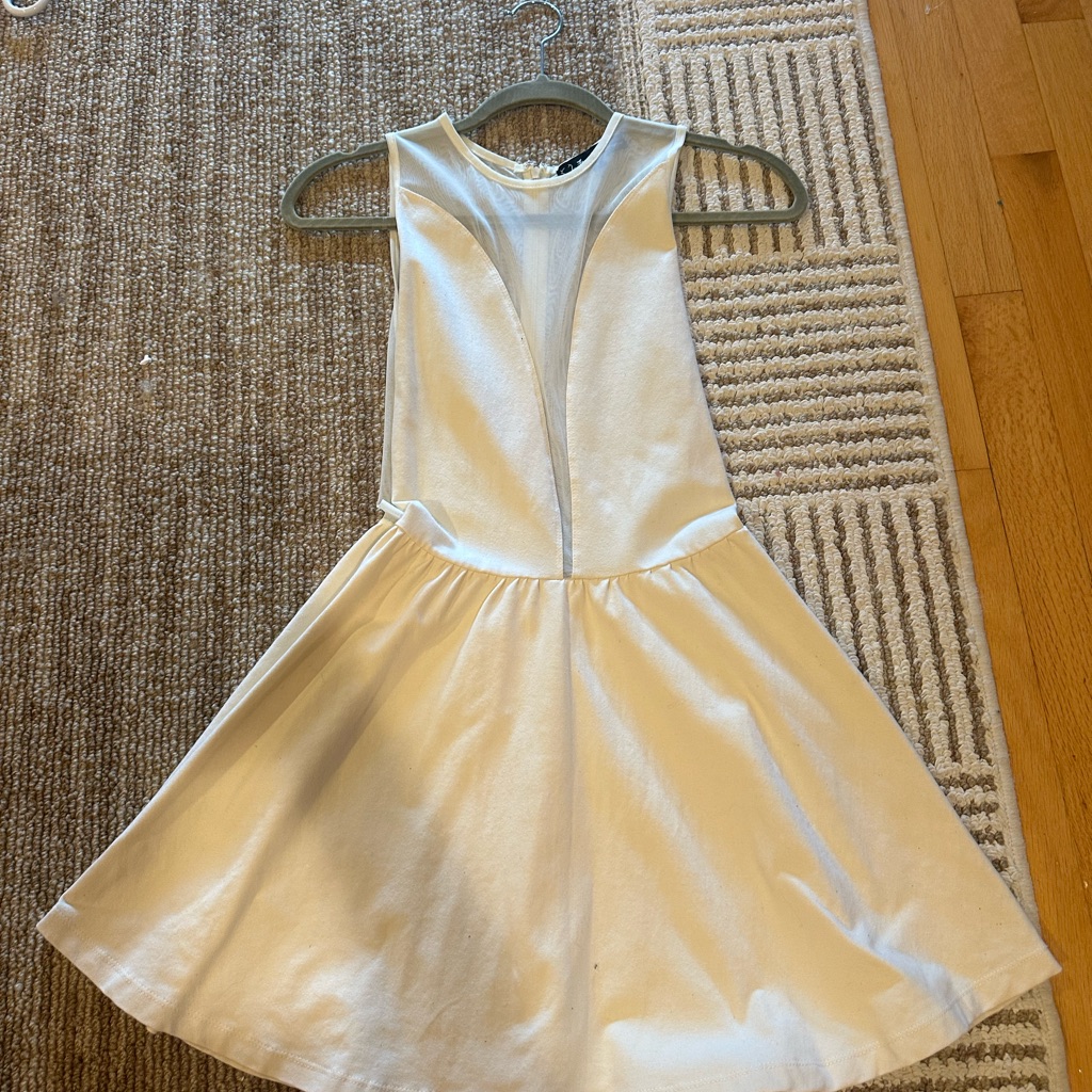 Elegant Light Yellow Sleeveless Dress Sheer Dress